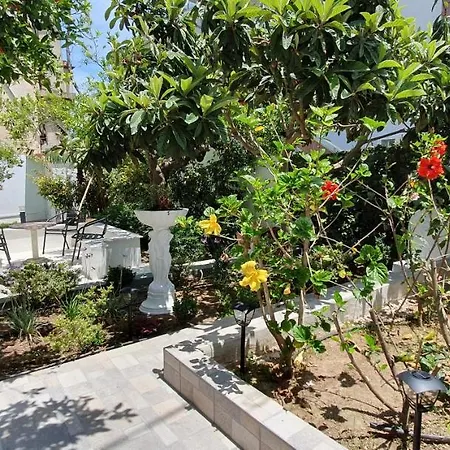 Semesterbostad Aeropis Villa, Chania