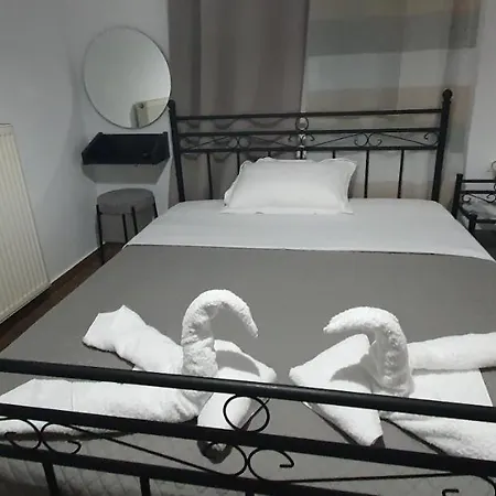 Aeropis Villa, Chania 度假居 *