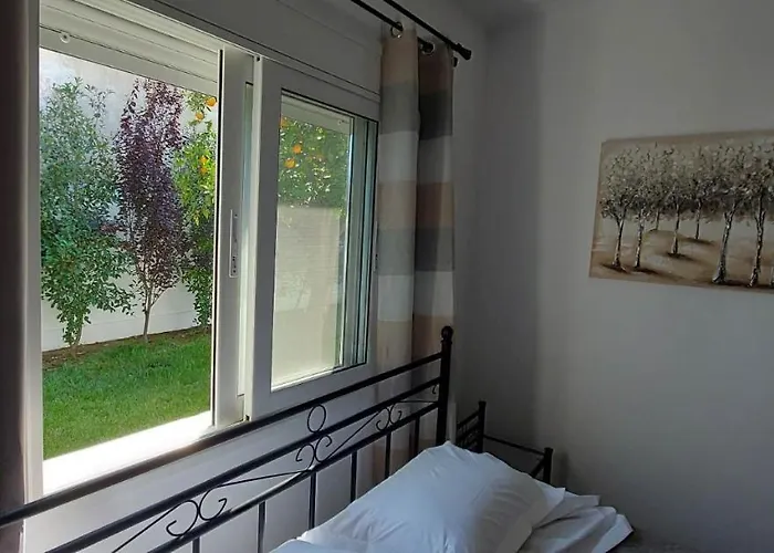 בית נופש Aeropis Villa, Chania *